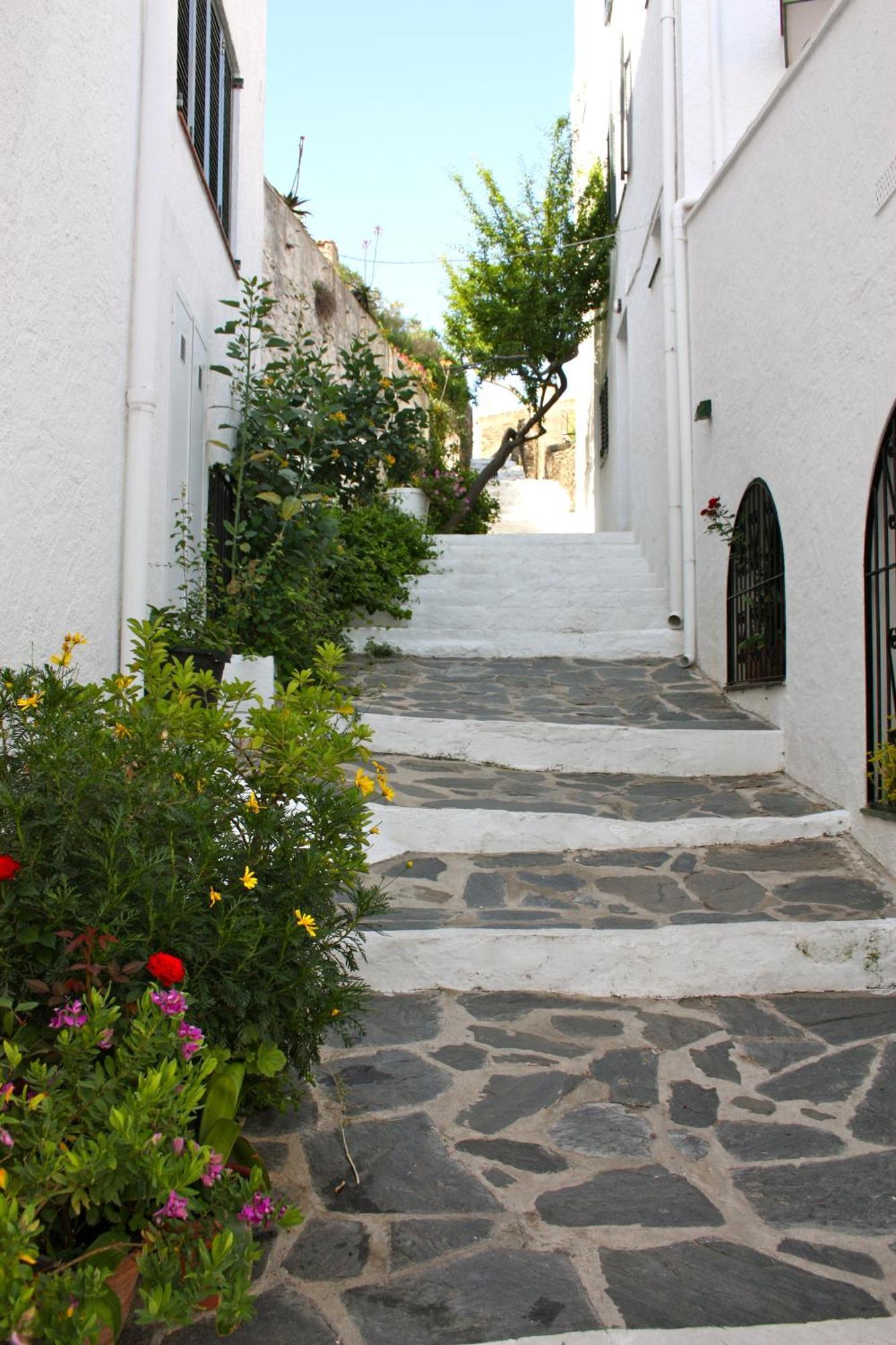 Ubaldo Cadaques